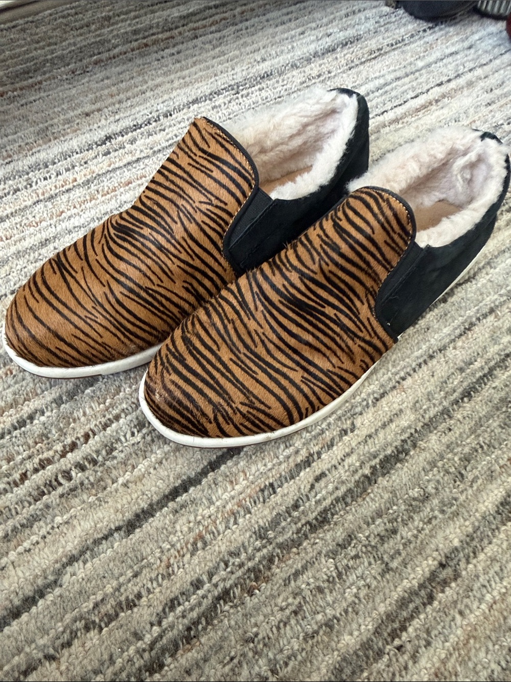 Emu Tiger-Print Faux Fur-Lined Slip-On Mules - Brown/Black